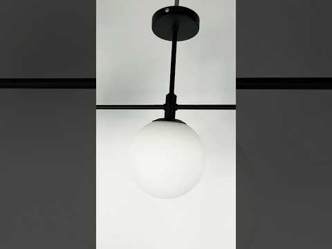 Люстра в сучасному стилі Aurea зі скляними кулями діаметром 150мм