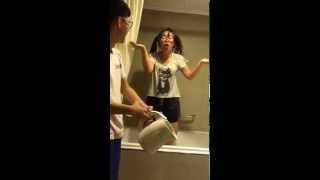 Funny ALS Ice Bucket Challenge 史上最正的找數 貝拉 的冰桶挑戰