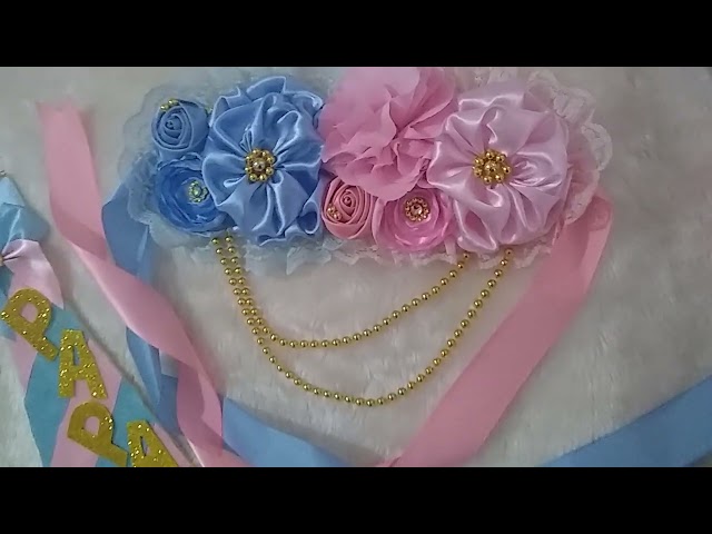 Vídeo relacionado con Banda Baby Shower Set, Banda Mom to Be Broche para Futuro Papá Ramillete Regalo Revelar el Género Decoración Baby Shower Accesorios Fotos para Futuros Padres (Marrón)