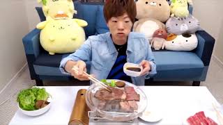 焼肉中フラッシュバンを投げられるセイキン。