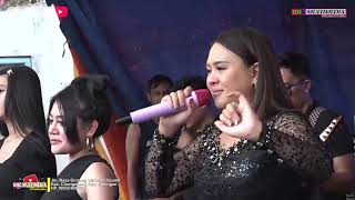 Download lagu DAUN HIRIS - RESSY KANIA DEWI || RKD  LIVE DESA BAKOM - CINIRU mp3