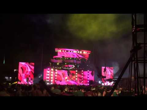 Bassnectar "Simon Says Remix/Barakas Theme/Animals" live Basscenter 2016 Night 1