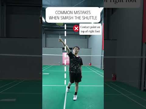 Common MistakesWhen smash the shuttle #badminton #shuttlesmash