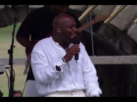 Will Downing & Gerald Albright - Wishing On A Star (Part 2) - Newport Jazz (Official)