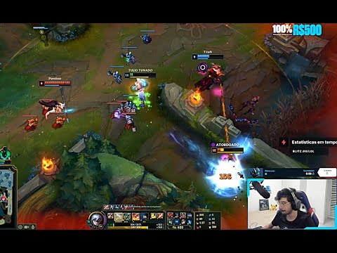 REVOLTA E TITAN MOSTRANDO COMO SE JOGA LOL