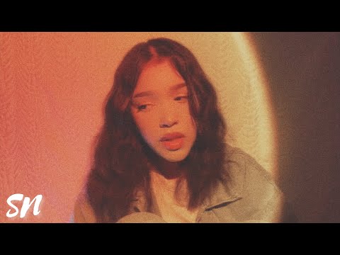 Sarah Nathalié - pillow soft (MV)