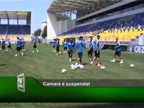 Camara e suspendat