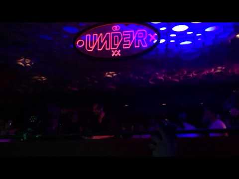 Solomun playing 'Atlas (Adriatique Remix)' @ Under Club Barcelona (18/12/15)