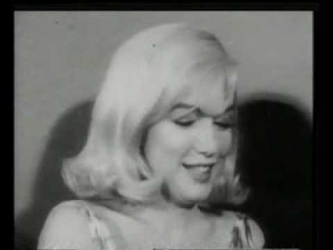 Marilyn Monroe  RARE FOOTAGE  Misfits pressconference. clark gable .monty etc..flv