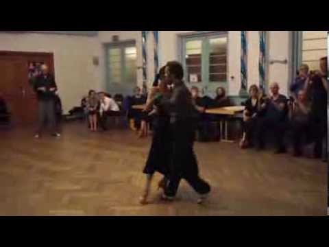 Circular Colgadas | michelle + joachim