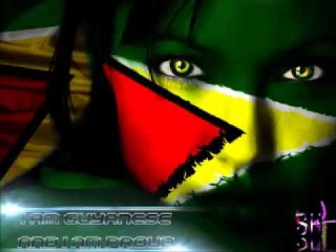 James Bond - Wine Pun Ma Button