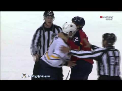 Paul Gaustad vs Matt Bradley