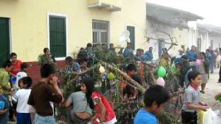 preview picture of video 'Yunza en festividad de la Virgen de la Candelaria 2,009 - Llama - Chota'