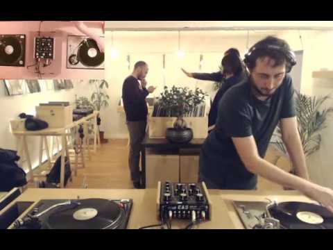 yoyaku instore session : Lowris