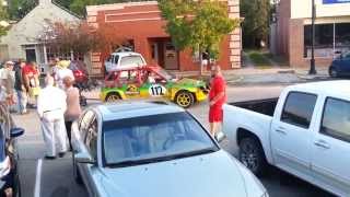 preview picture of video '24 Hours of Lemons Fall South Parade'