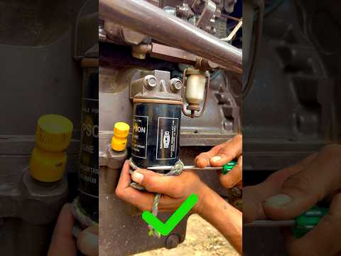 🚜 Tractor Oil Filter kholne Ka Tarika . #tractor #tractorvideo #tractortricks #tricks #ytshorts