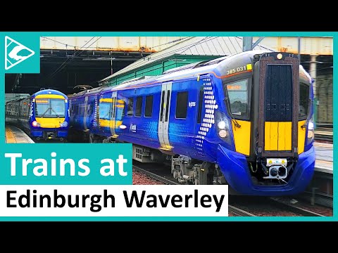 Trains at Edinburgh Waverley (ECML) 30/09/2021