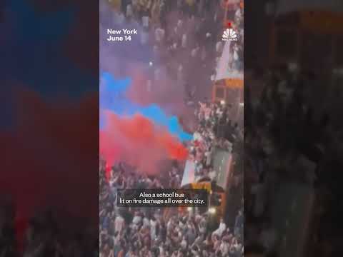 Chaotic scenes as New Yorkers celebrate Knicks' win