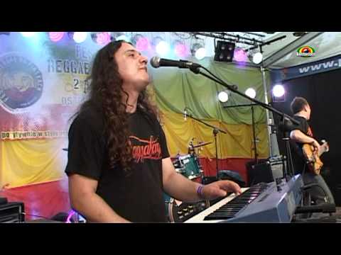 RAGGAFAYA  " Miłośc Do Muzyki " - Live @ Reggae na Piaskach 2011
