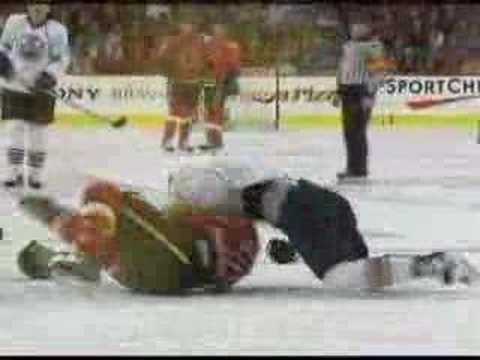 Raffi Torres vs Rhett Warrener