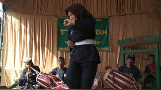 Download lagu Ibing Tepak 2 naik 3 Neng Yeni/Silat Cimande Ttkdh Padepokan Bunar jaya mp3 Download lagu Ibing Tepak 2 naik 3 Neng Yeni/Silat Cimande Ttkdh Padepokan Bunar jaya mp3