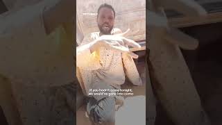 Download lagu Sudanese refugees rescued after being trapped in Libyan desert for five days mp3 Download lagu Sudanese refugees rescued after being trapped in Libyan desert for five days mp3