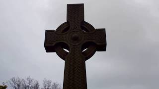 preview picture of video 'William Ritchie Celtic Cross Dunnottar Graveyard Stonehaven Scotland'
