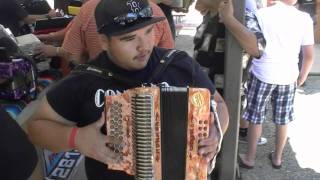 2011 Tejano Conjunto Festival Hohner Booth Review.wmv