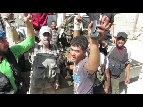 غنائم الجيش الحر بعد السيطرة على كتيبة الدبابات في نوى في محافظة درعا