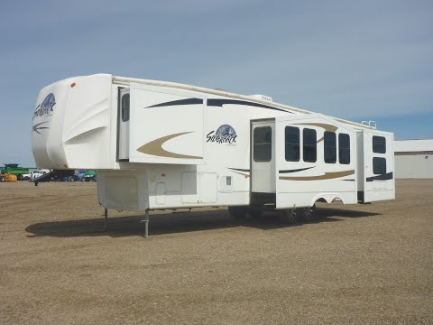 2010 Forest River 35 Ft For Sale | Saskatoon, SK, CAN Auction - June 8 - 9, 2021