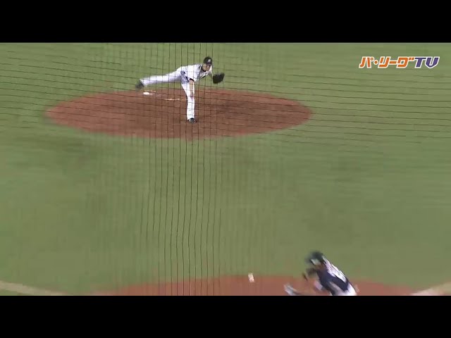 マリーンズ・南 直球押しで3者連続三振