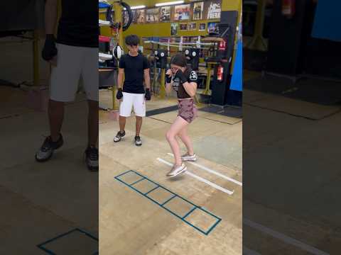 Recoger el pie de atrás ✍🏼🔥 #sencillo #tutorial #escalera #boxeo #boxing #boxingtraining #viral