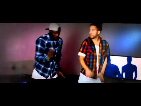 Marco Petralia & DJ Monique vs. Gastone - Shake It (Official Video)