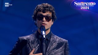 Sanremo 2024 - Leo Gassmann canta &quot;Tutto il resto è noia&quot;