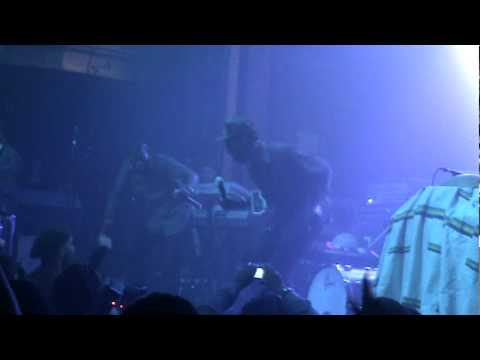 Theophilus London - Crazy Cousins (Live) (Summer '09)