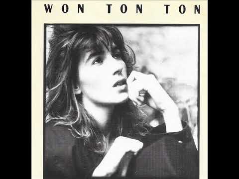 All hands on deck // Won Ton Ton (Bea Van Der Maat)