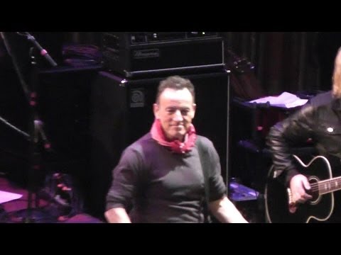 New Jersey's Finest!  Bruce Springsteen Rocks With Willie Nile!