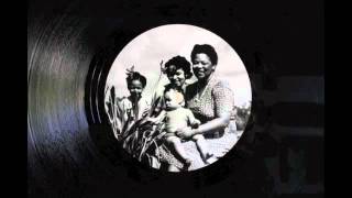 Jaymz Nylon (feat Mooney) - I Know A Place (Champion Soul Remix)