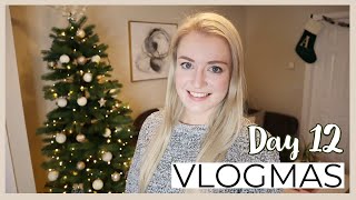 Minimal decorating for Christmas! | Vlogmas