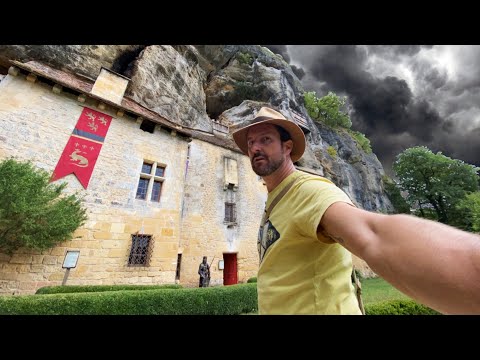 IMMERSION IN THE FORTIFIED HOUSE OF REIGNAC