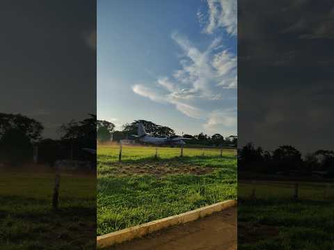 Así se ven los aterrizajes en Miraflores Guaviare  ✈️✈️ #avion #aterrizaje #viral