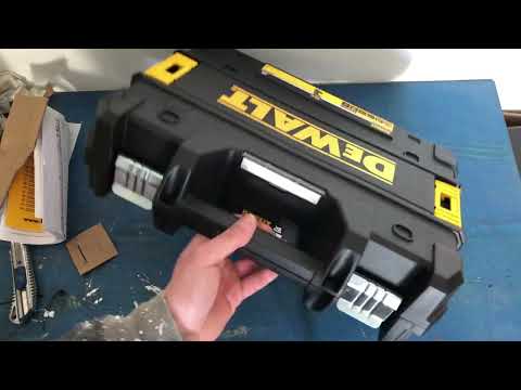 Аккумуляторный ударный шуруповерт DeWALT DCF887NT: мощный и надежный