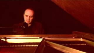 Baby Plays Around, Elvis Costello - Avram Lavinsky  (music video)