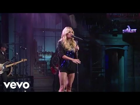 Carrie Underwood - Jesus Take The Wheel (Live on Letterman)