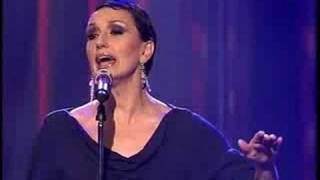 Luz Casal interpreta 18 años no Luar