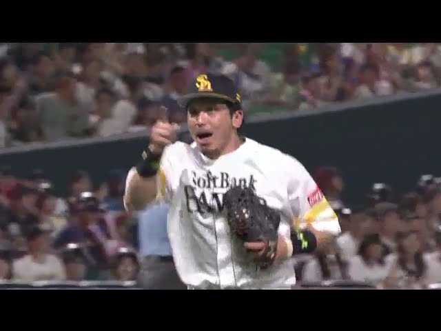 【3回表】バックも盛り立てる!! ホークス・松田宣がダイビングキャッチでピンチを広げない!! 2018/8/11 H-F
