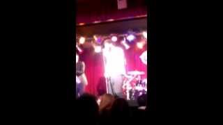 Dwele - &#39;Going, Leaving. (BB Kings NYC Jan 2013)