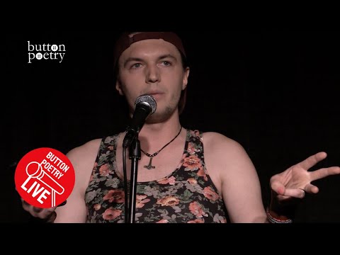 EJ Schoenborn - Controversial Opinion: In Defense of Cargo Shorts