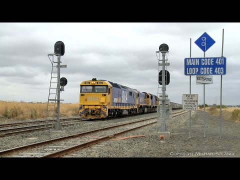7736V Pacific National Grain Train At Gheringhap Loop (4/1/2022) - PoathTV Australian Railways