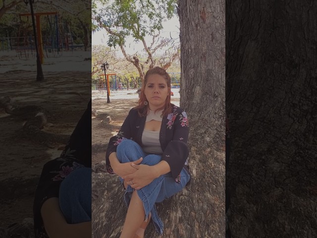 Vídeo relacionado con Poesía completa: Segunda edición revisada y ampliada